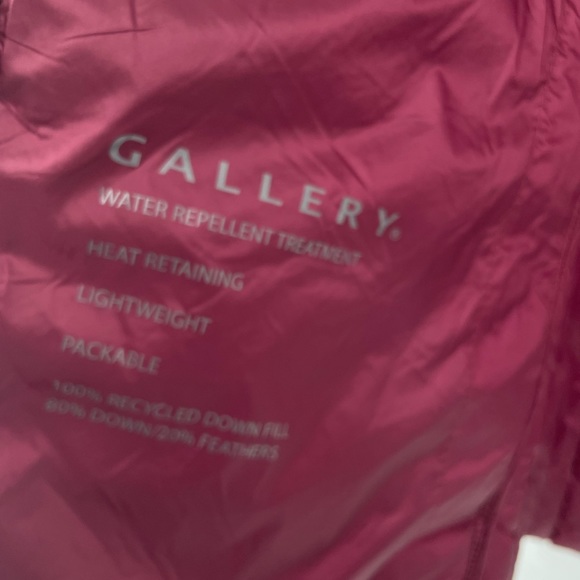 GALLERY New York women puffer vest/ jacket - Picture 5 of 9